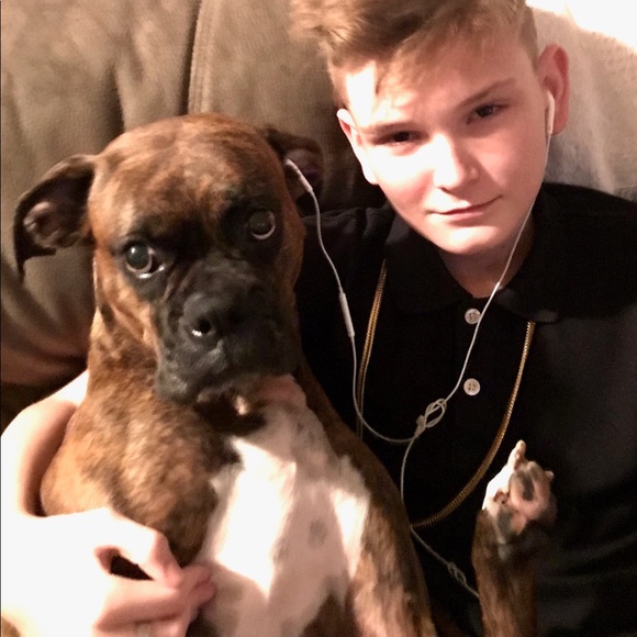 Meet your Posher, Meagan - Picture 2 of 3